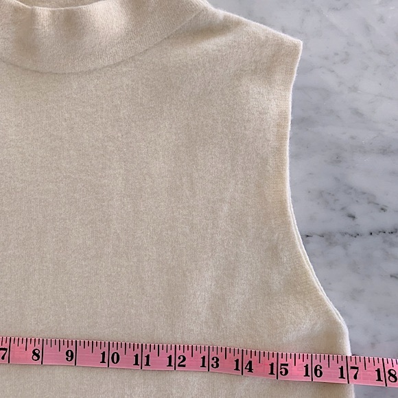 Massimo Dutti cream cashmere blend sleeveless mock neck sweater size S - Picture 6 of 7